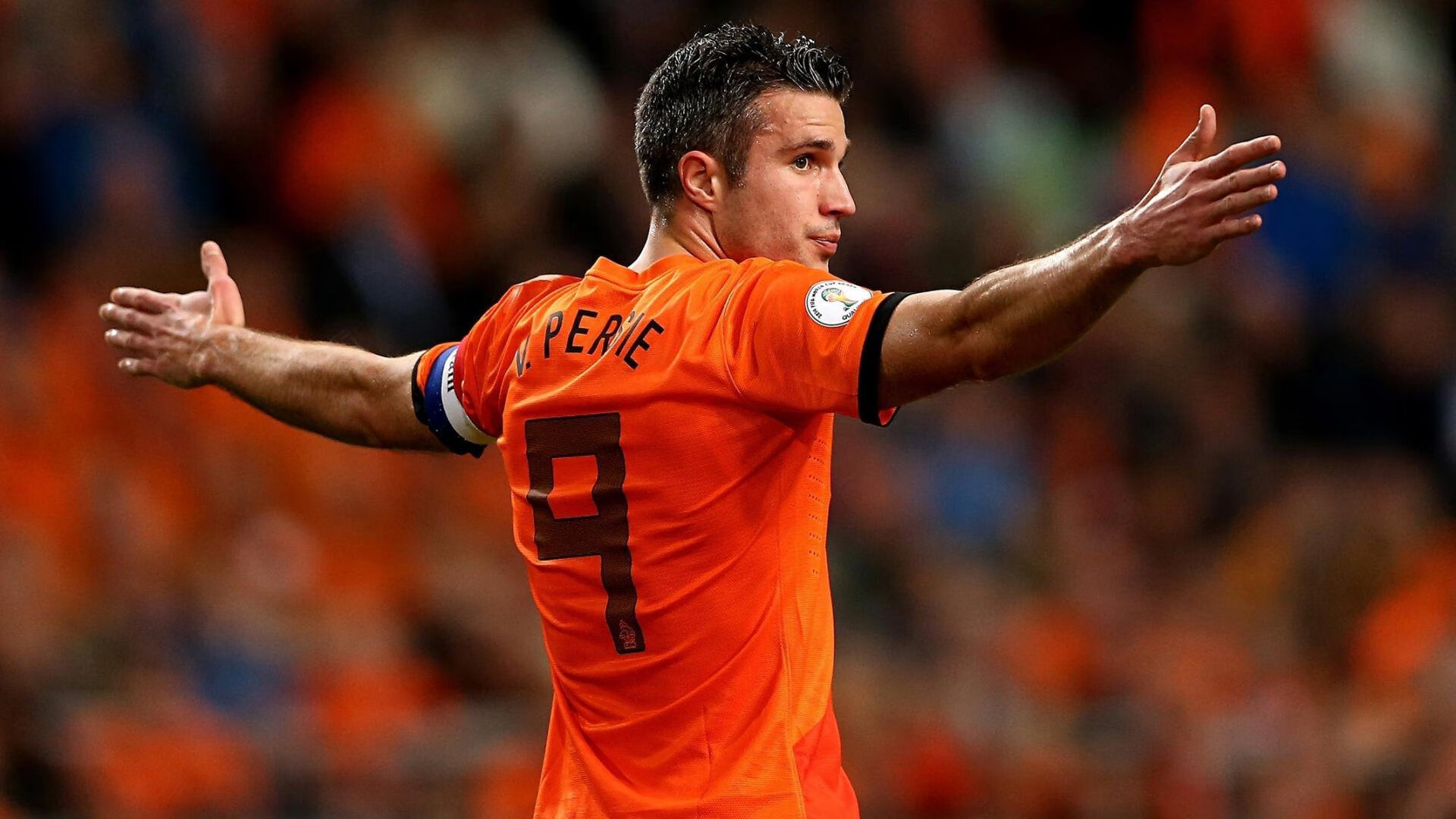 欧冠小组赛:凯尔特人1比4惨败皇马 看台“绿海一片”仍唱到终场